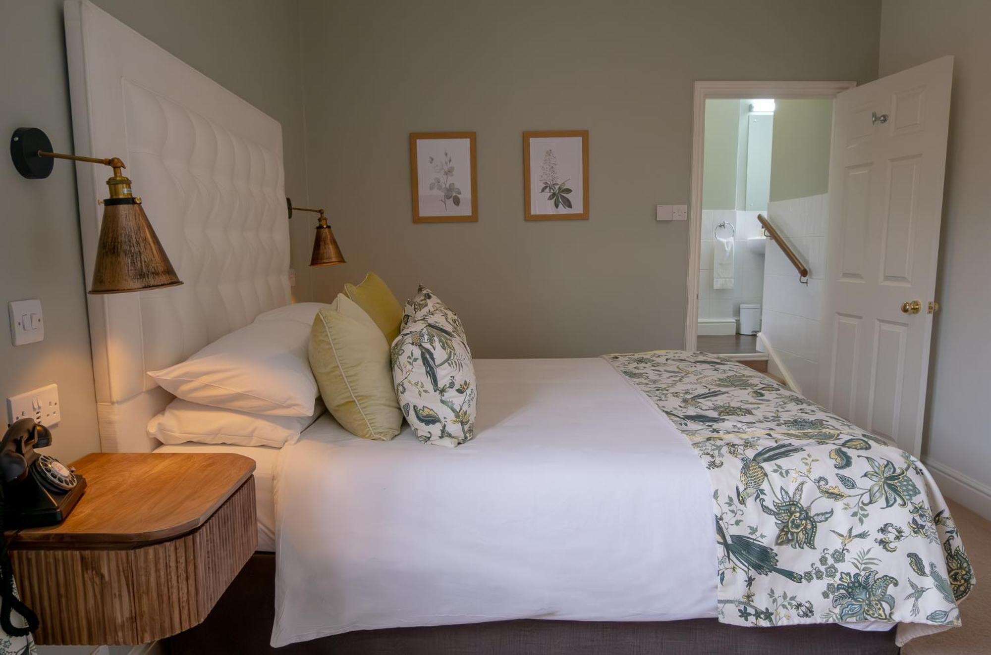 Leeds Castle Stable Courtyard Bed And Breakfast Мейдстон Экстерьер фото