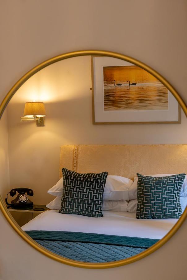 Leeds Castle Stable Courtyard Bed And Breakfast Мейдстон Экстерьер фото