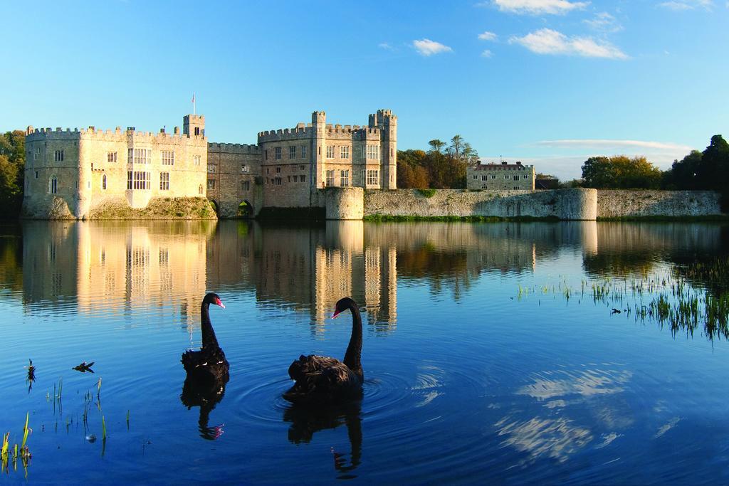 Leeds Castle Stable Courtyard Bed And Breakfast Мейдстон Экстерьер фото